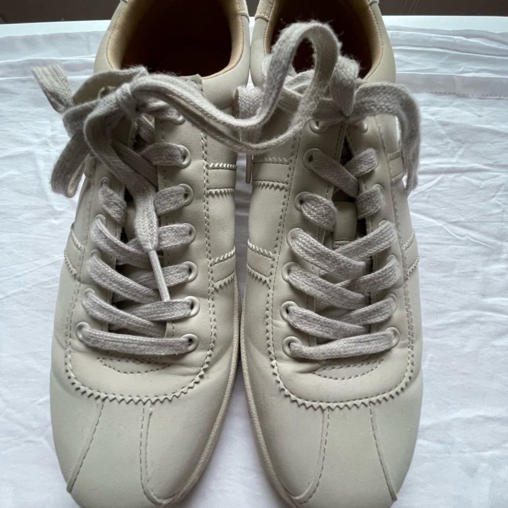 Stylish Low Profile Lace-Up Sneakers